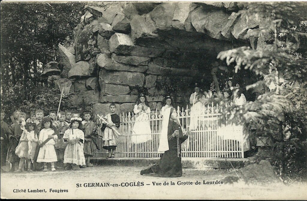 grotte de Lourdes Saint-Germain-en-Coglès