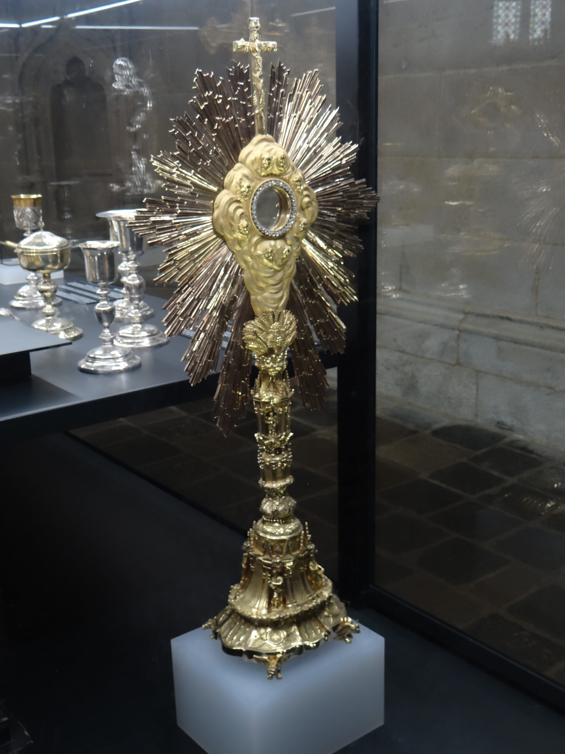 orfèvrerie église Saint-Malo de Dinan offert par Madame de Marigny, née Chateaubriand